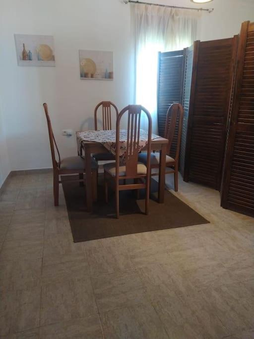 Agradable Casa Con Piscina En La Serrania. أرياتي المظهر الخارجي الصورة